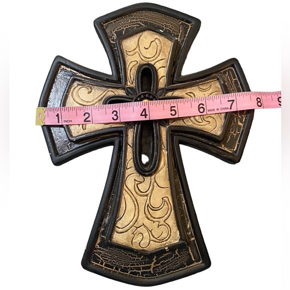 Wooden Cross - Picture 4 of 4